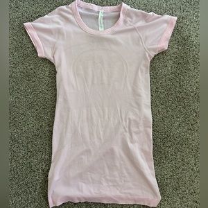 Lululemon light pink swifty tech size 4